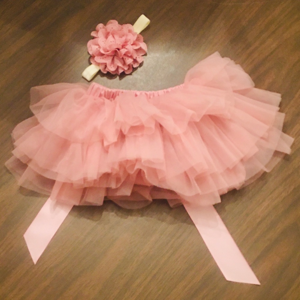 Pink Newborn Tutu and Bow 💕💕